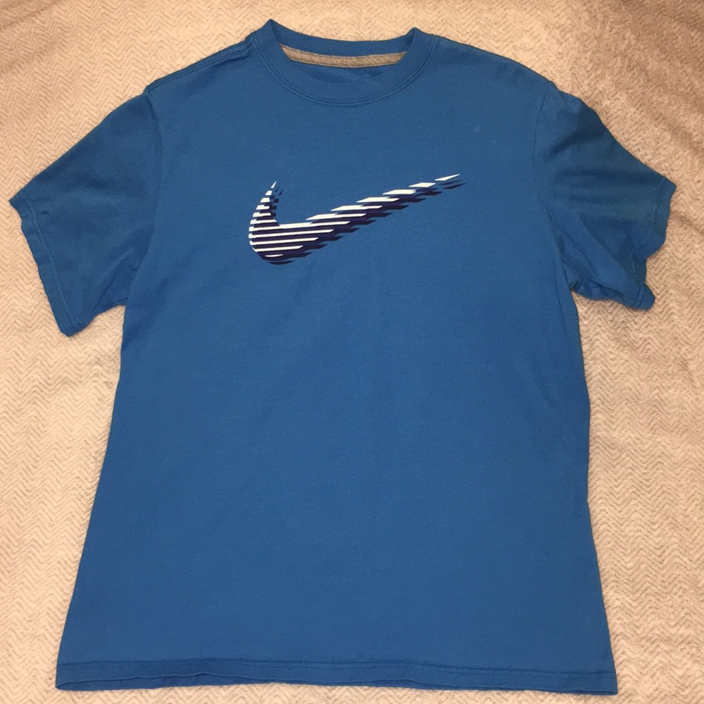 Nike T-shirt